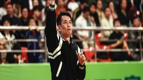 国足迪拜集结冲刺世预赛，期待5位新兵亮相——天津日报